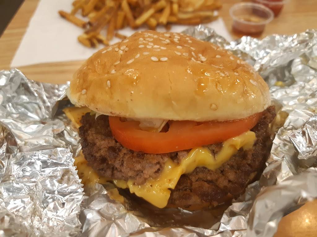 Five Guys | meal takeaway | 11674 Plaza America Dr, Reston, VA 20190, USA | 7037071695 OR +1 703-707-1695