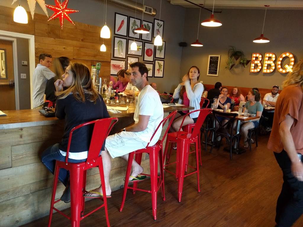 Lazy Farmer Restaurant & Catering | restaurant | 34 Park St, Essex Junction, VT 05452, USA | 8028715295 OR +1 802-871-5295