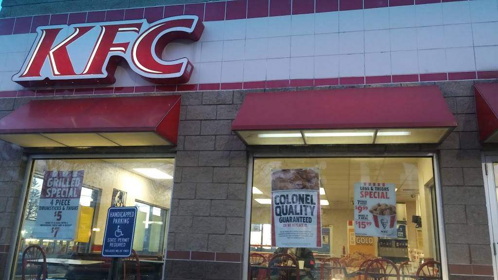 KFC | restaurant | 930 New Britain Ave, West Hartford, CT 06110, USA | 8609539144 OR +1 860-953-9144