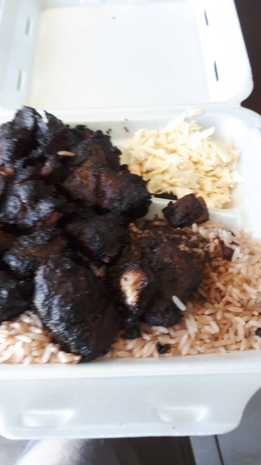 Island Dish Alliston | restaurant | 176 Victoria St E, Alliston, ON L9R 1K6, Canada | 7058543474 OR +1 705-854-3474