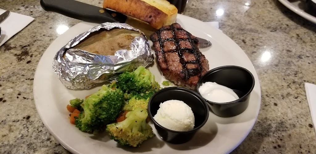 Reuben Heflin Restaurant | restaurant | US-160, Kayenta, AZ 86033, USA | 9286973170 OR +1 928-697-3170