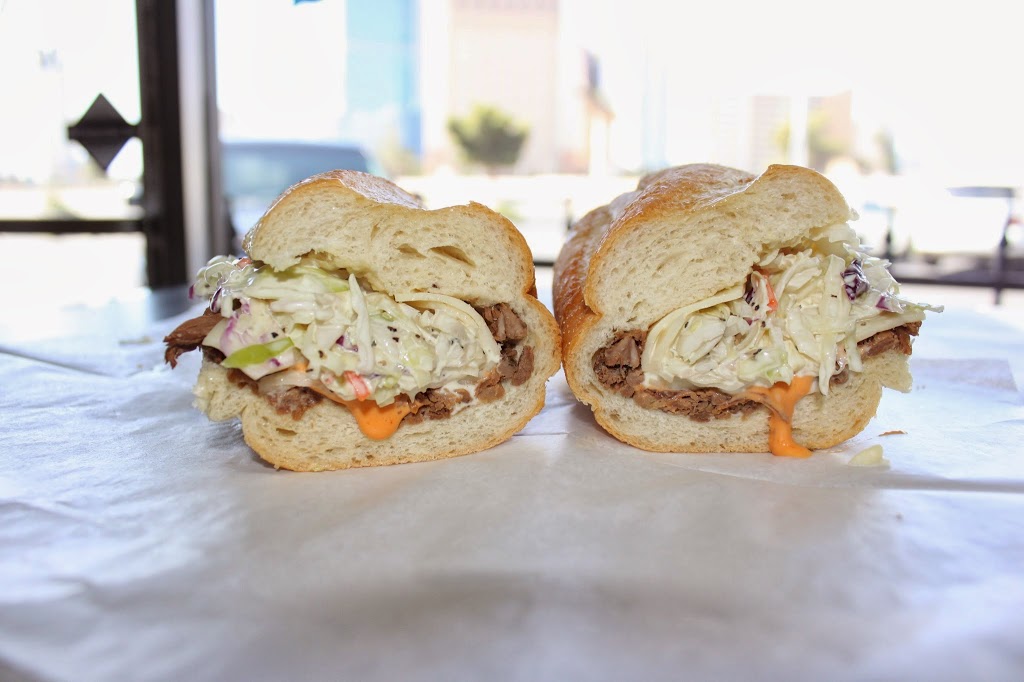 Capriottis Sandwich Shop | restaurant | 610 Junction Rd, Madison, WI 53717, USA | 6088335551 OR +1 608-833-5551