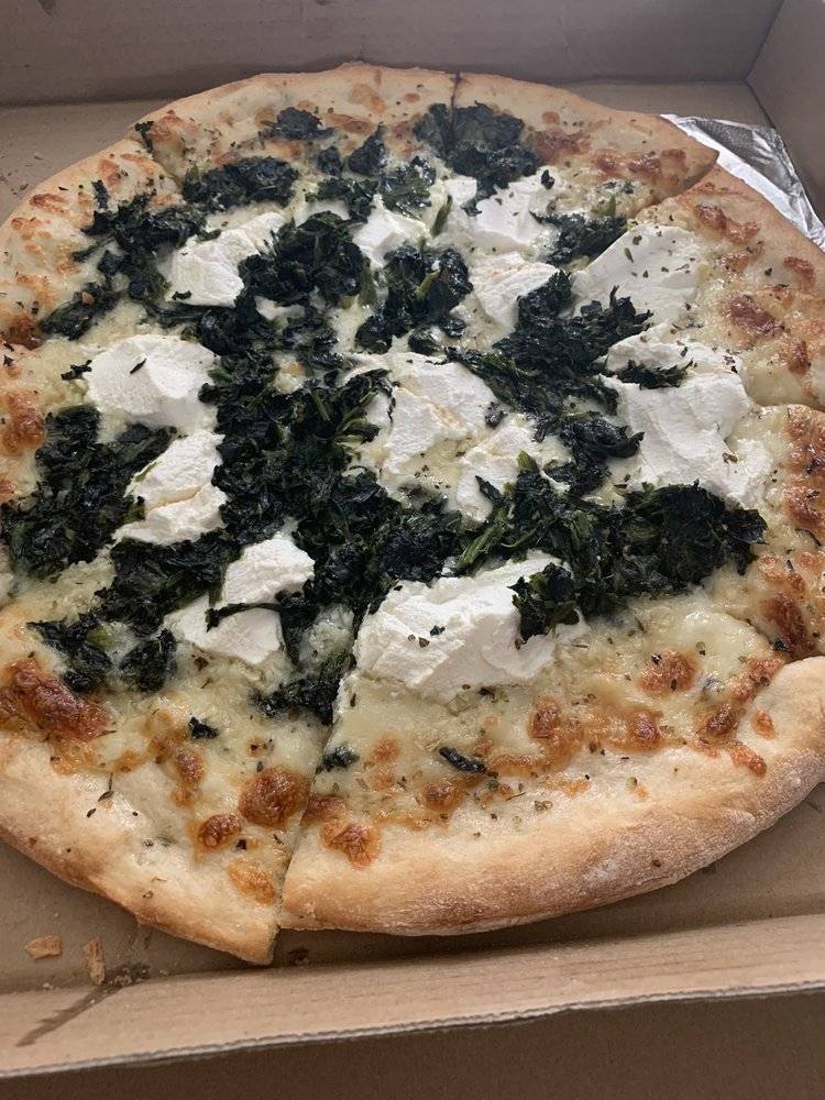 Luigis Italian Restaurant | restaurant | 2814 David Walker Dr, Eustis, FL 32726, USA | 3525081515 OR +1 352-508-1515