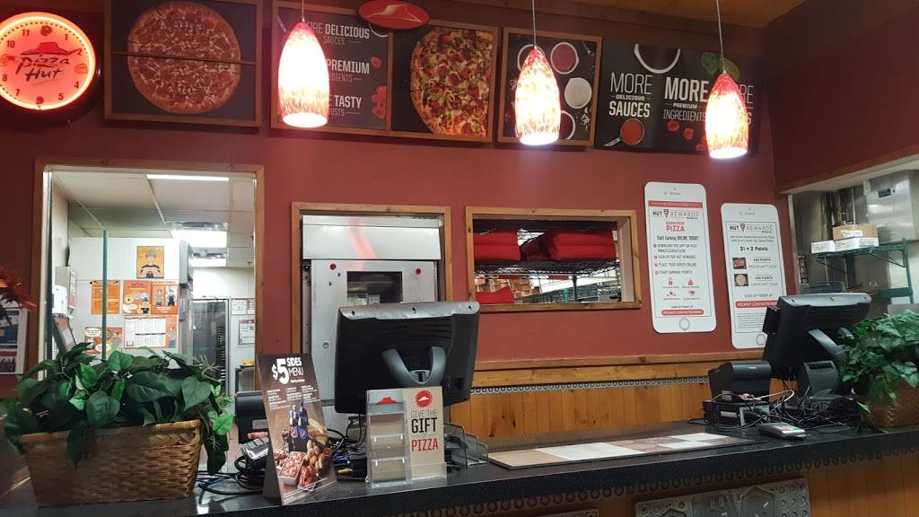 Pizza Hut | restaurant | 3145 E Chandler Blvd, Phoenix, AZ 85048, USA | 4807592428 OR +1 480-759-2428