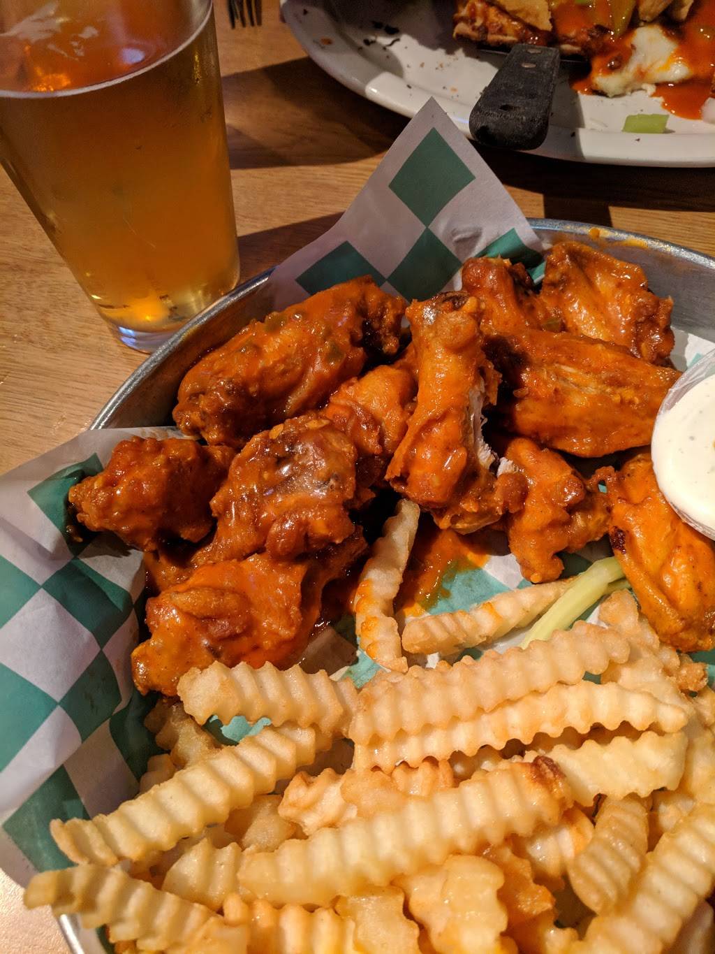 Coaches Corner | restaurant | 749 Mormon Trek Blvd, Iowa City, IA 52246, USA | 3193589080 OR +1 319-358-9080