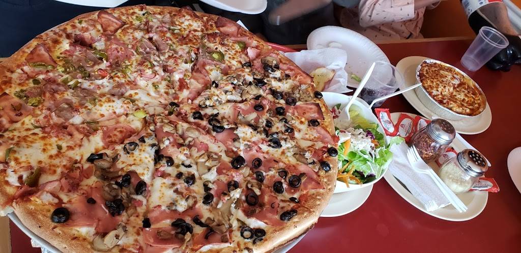 Virgilios Pizza | restaurant | Blvd. Benito Juárez 2400 D, Predios Urbanos, 22710 Rosarito, B.C., Mexico | 016616130222 OR +52 661 613 0222