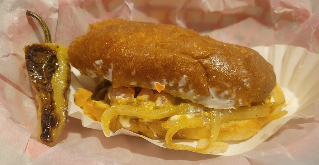 HERMOSILLO HOTDOGS | restaurant | 1000 Main St, Clarkdale, AZ 86324, USA | 9288211109 OR +1 928-821-1109