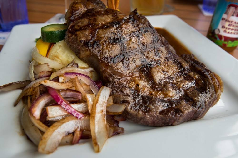 Parrot Key Caribbean Grill | restaurant | 2500 Main St, Fort Myers Beach, FL 33931, USA | 2394633257 OR +1 239-463-3257