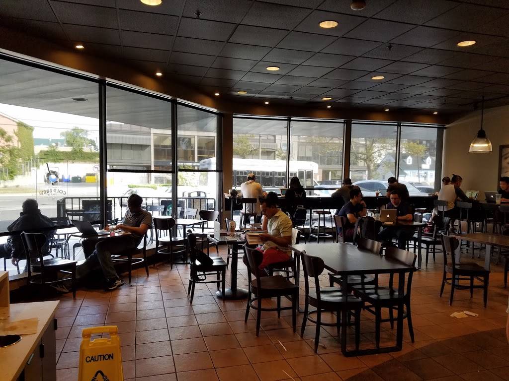 Starbucks | cafe | 1605 Lemoine Ave, Fort Lee, NJ 07024, USA | 2014617229 OR +1 201-461-7229