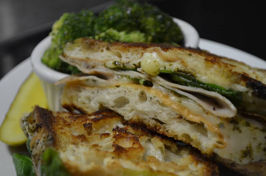 Crafty Bastards Restaurant & Pub | restaurant | 4860 NW 39th Ave A, Gainesville, FL 32606, USA | 3528725970 OR +1 352-872-5970