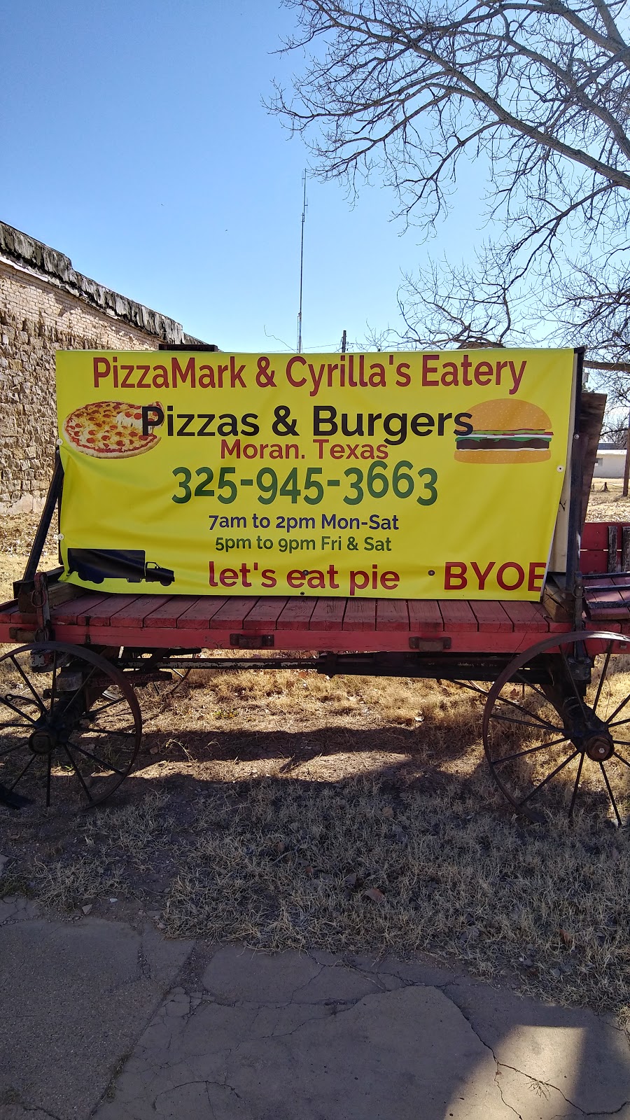 Pizza Mark | restaurant | 330 Fisher St, Moran, TX 76464, USA | 3259453663 OR +1 325-945-3663