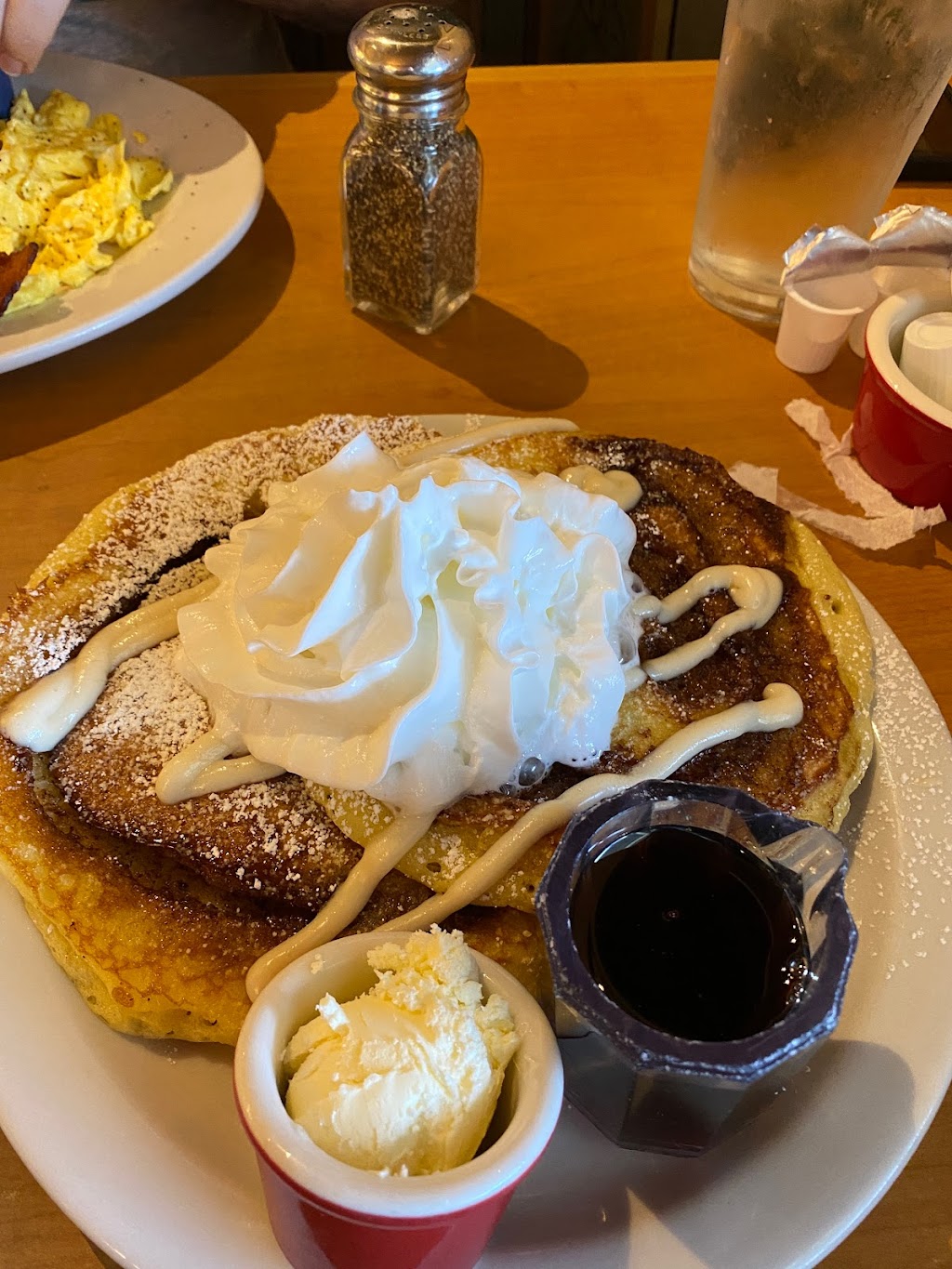 Elmers Restaurant (Medford, OR) | cafe | 2000 Biddle Rd, Medford, OR 97504, USA | 5417722000 OR +1 541-772-2000