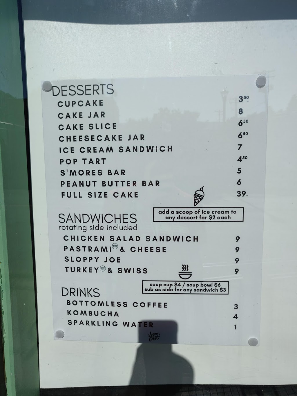 Vegan East | restaurant | 1226 NE 2nd St, Minneapolis, MN 55413, USA | 6126552629 OR +1 612-655-2629