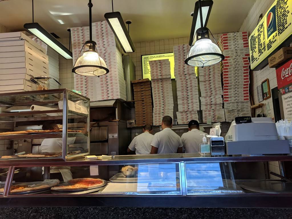 Sunrise Pizzeria | restaurant | 7 Purdy Ave, Rye, NY 10580, USA | 9149678696 OR +1 914-967-8696