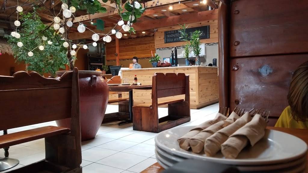 Nông Thôn Restaurant | restaurant | 10086 San Pablo Ave, El Cerrito, CA 94530, USA | 5106478038 OR +1 510-647-8038