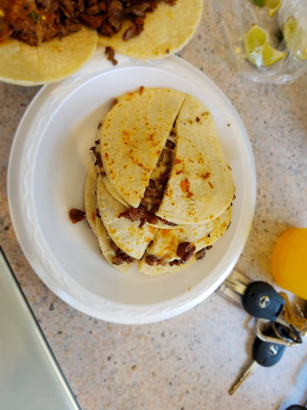 Tacos Los Carnales | restaurant | 4770 W Mission Blvd, Ontario, CA 91762, USA | 9096131016 OR +1 909-613-1016