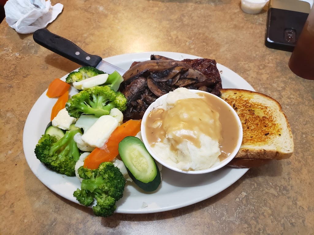 Red Sky BBQ | restaurant | 90 Emery St, Pahrump, NV 89048, USA | 7757279898 OR +1 775-727-9898