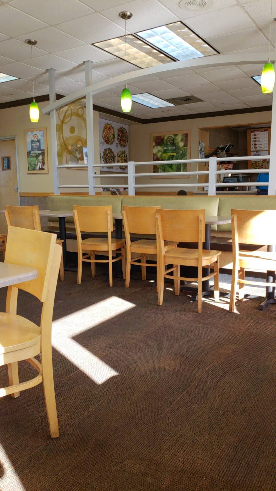 Wendys | restaurant | 164 Altama Connector, Brunswick, GA 31525, USA | 9122670966 OR +1 912-267-0966