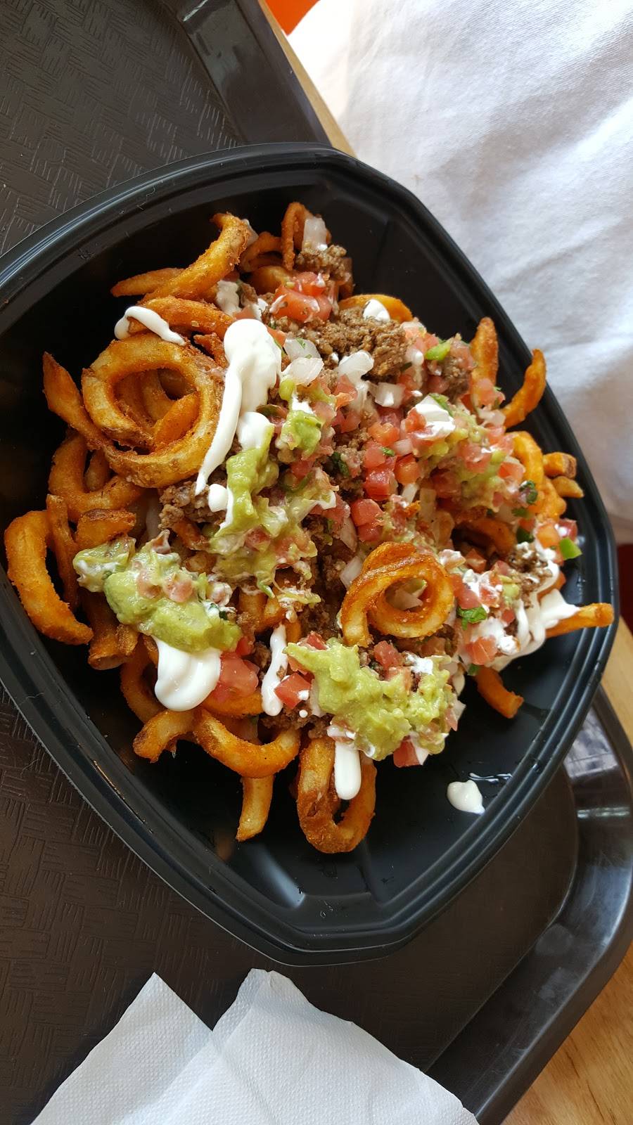 Meat & Potato Eatery | meal takeaway | 400 State Rte 31, McHenry, IL 60050, USA | 8153441303 OR +1 815-344-1303