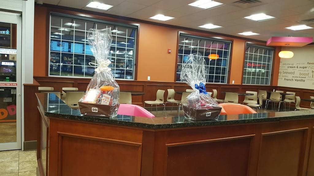 Dunkin | bakery | 4 Harding Ave, Ludlow, MA 01056, USA | 4135833482 OR +1 413-583-3482