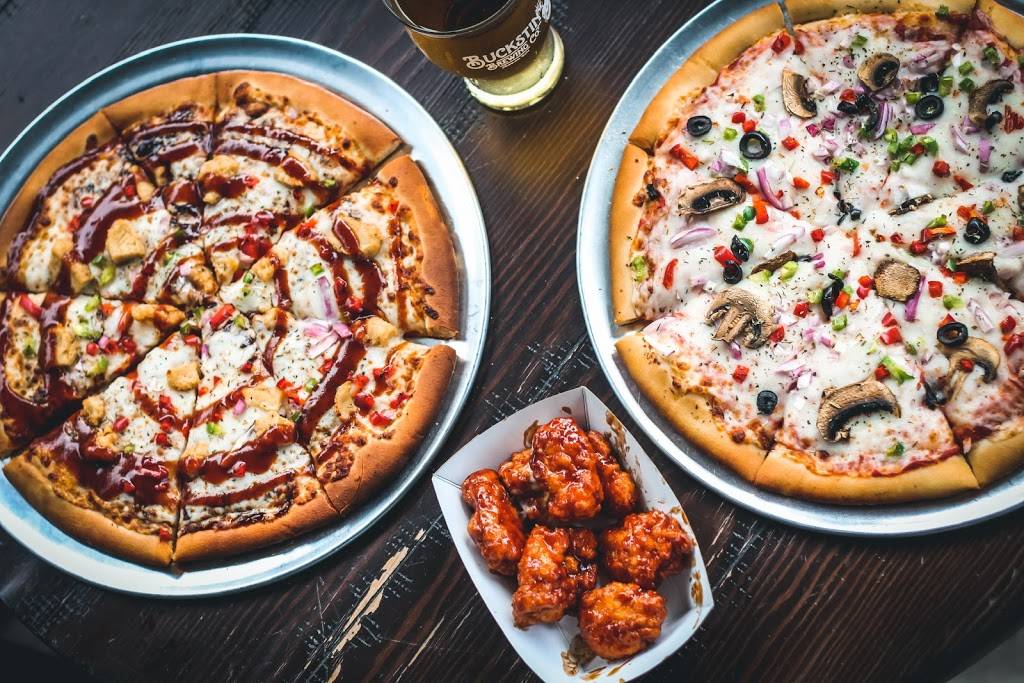 Buckstin Brewing Company | restaurant | 1211 Boston Ave, Nederland, TX 77627, USA | 4095198091 OR +1 409-519-8091