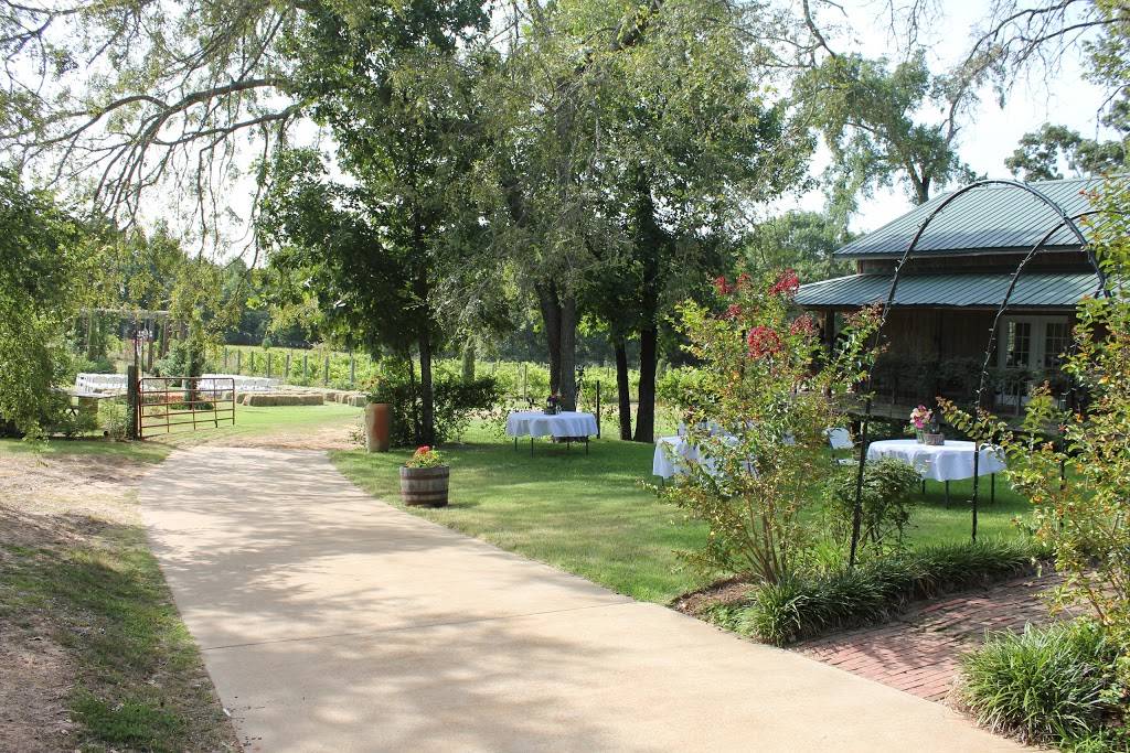 Sabor a Pasion Estate & Vineyard | restaurant | 110 An County Road 406, Palestine, TX 75803, USA | 9037299500 OR +1 903-729-9500