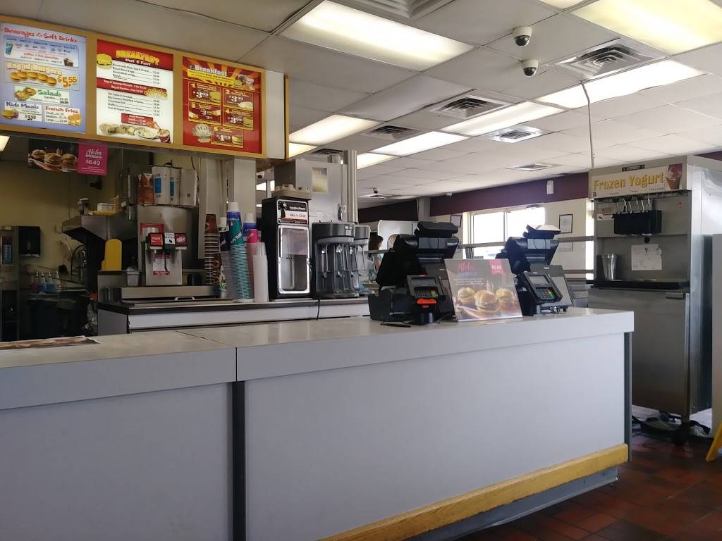 Braums Ice Cream & Burger Restaurant | restaurant | 219 N Galloway Ave, Mesquite, TX 75149, USA | 9722856066 OR +1 972-285-6066