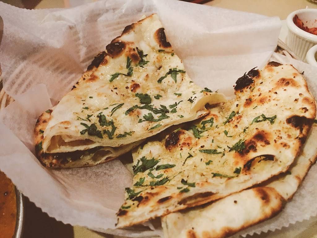 Aago Indian/ Nepalese Restaurant & Bar | restaurant | 12368 Warwick Blvd A107, Newport News, VA 23606, USA | 7578733529 OR +1 757-873-3529