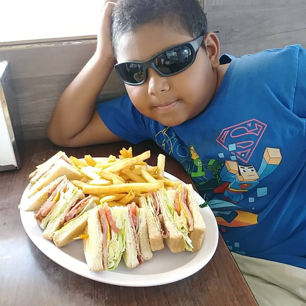 Tams Burgers | restaurant | 6225 San Pedro St, Los Angeles, CA 90003, USA | 3232087055 OR +1 323-208-7055