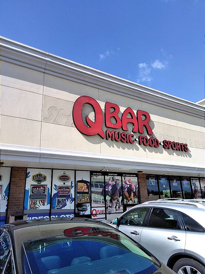 Club Hawthorne Glendale Heights | restaurant | 2240 Bloomingdale Rd, Glendale Heights, IL 60139, USA | 6303071286 OR +1 630-307-1286