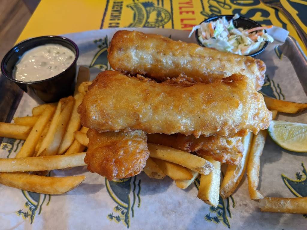 LandShark Bar & Grill | restaurant | 600 Margaritaville, Park Way, Montgomery, TX 77356, USA | 9364483000 OR +1 936-448-3000