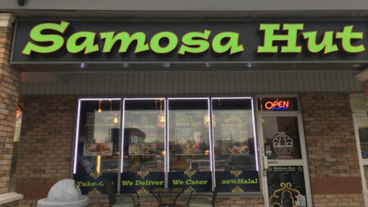 Samosa Hut Ajax | restaurant | 85 Kingston Rd E, Ajax, ON L1S 7J4, Canada | 9056869996 OR +1 905-686-9996