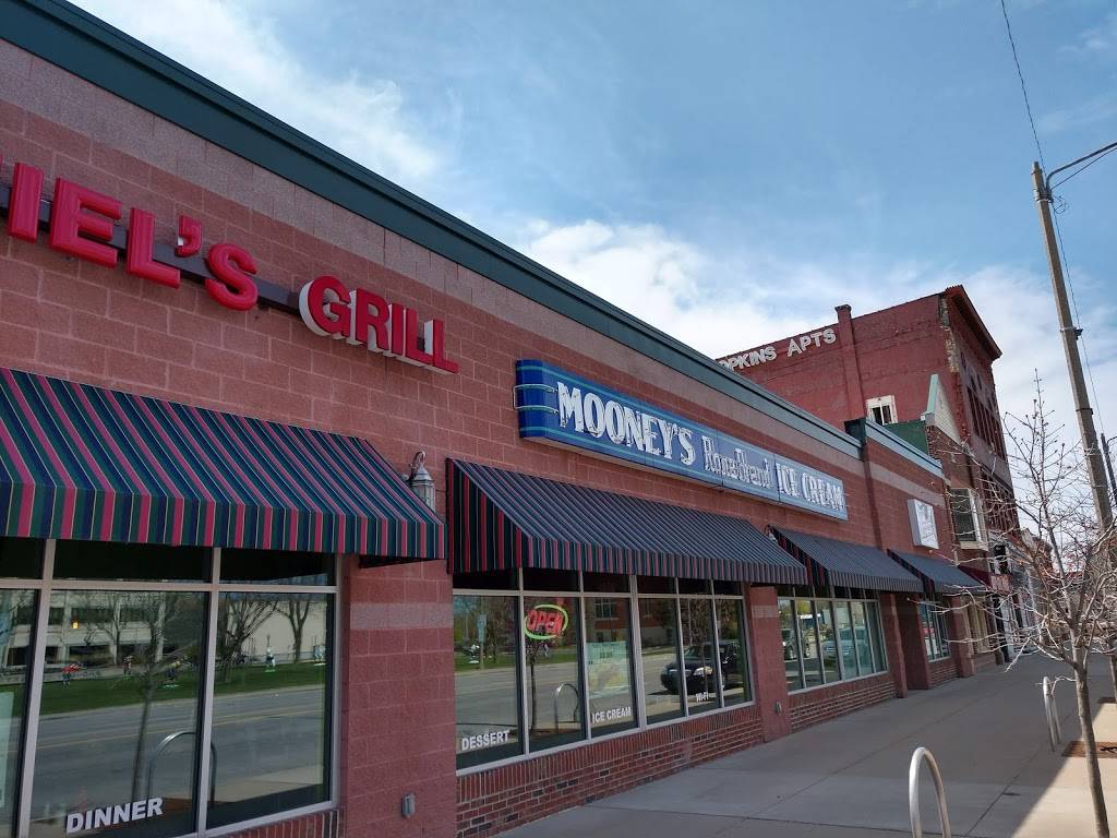 Daniels Grill | restaurant | 100 S Michigan Ave #2, Saginaw, MI 48602, USA | 9897599333 OR +1 989-759-9333