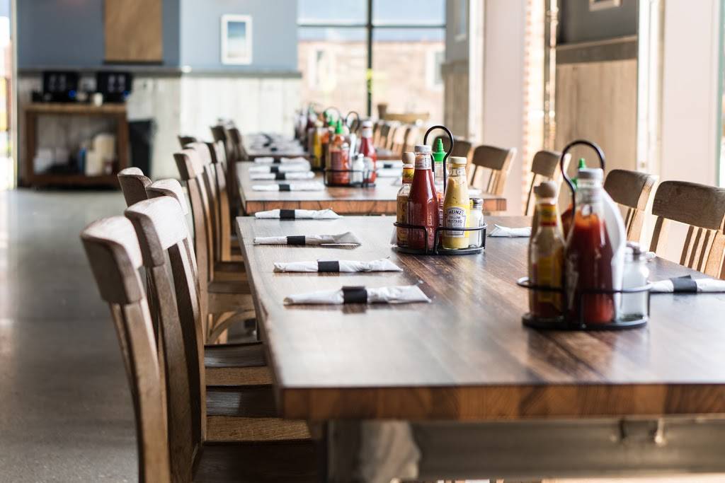 Bear & Bottle | restaurant | 601 N Sherman Ave, Madison, WI 53704, USA | 6086308800 OR +1 608-630-8800