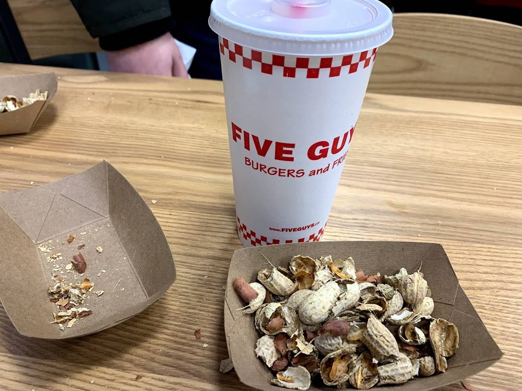 Five Guys | restaurant | 650 Division Rd, Windsor, ON N8X 0A8, Canada | 5199726262 OR +1 519-972-6262