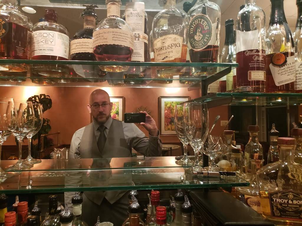 Calverts Restaurant | restaurant | 475 Highland Ave, Augusta, GA 30909, USA | 7067384514 OR +1 706-738-4514