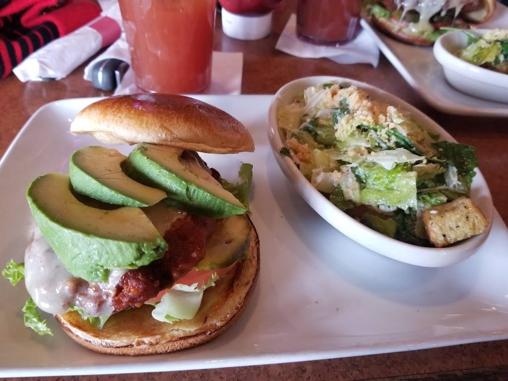 TGI Fridays | restaurant | 1695 E Golf Rd, Schaumburg, IL 60173, USA | 8479690126 OR +1 847-969-0126