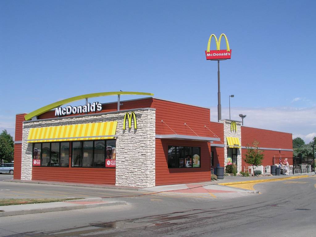 McDonalds | cafe | 4515 Pacific Ave, Stockton, CA 95207, USA | 2099522288 OR +1 209-952-2288