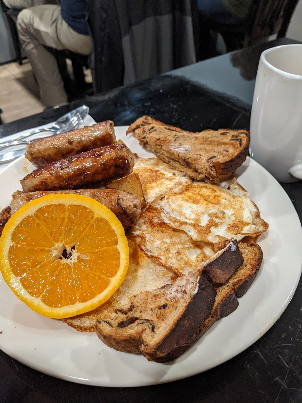 Salems Retreat | restaurant | 96 North St, Salem, MA 01970, USA | 9782900958 OR +1 978-290-0958