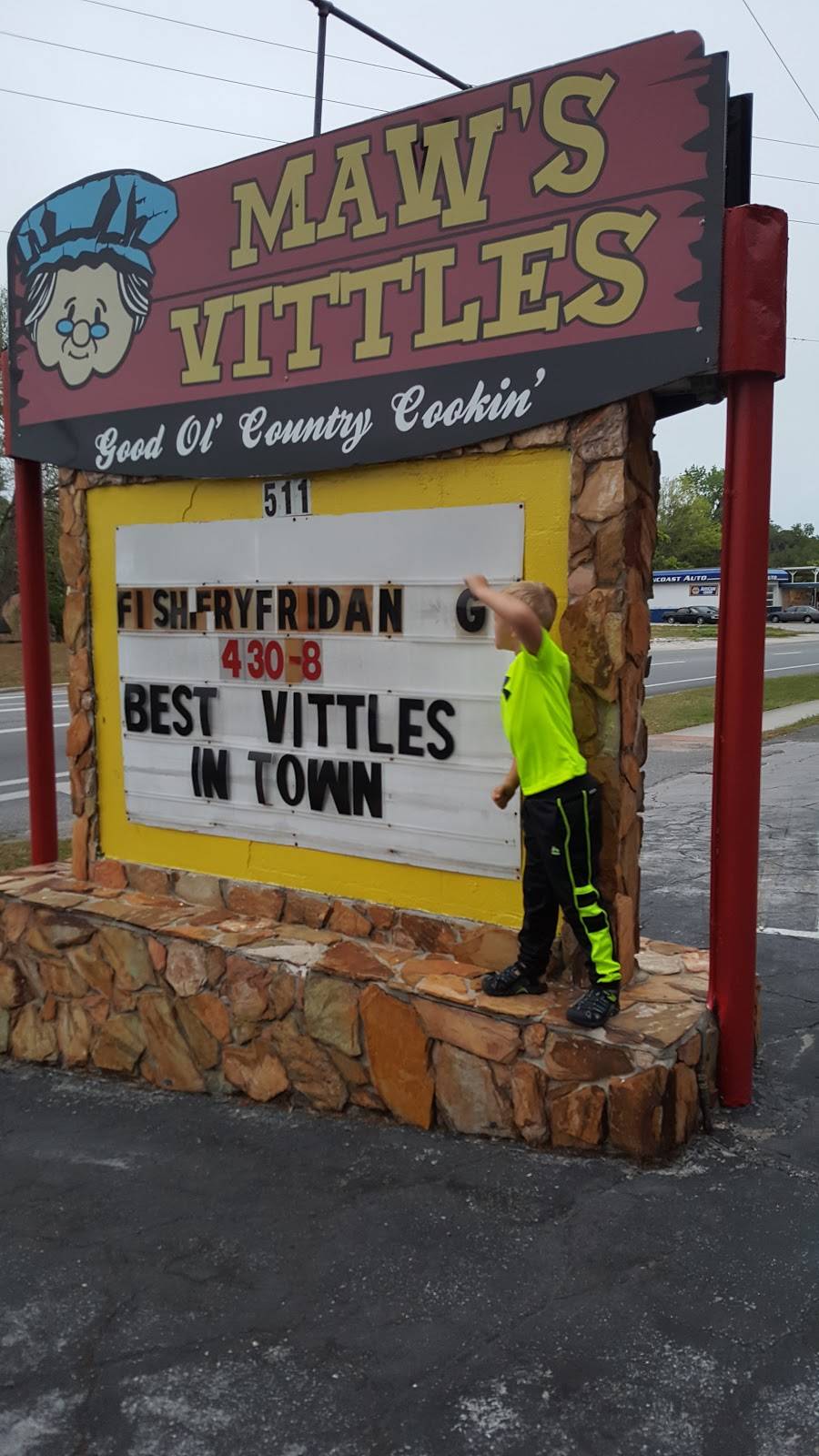 Maws Vittles | restaurant | 511 S Broad St, Brooksville, FL 34601, USA | 3527969197 OR +1 352-796-9197