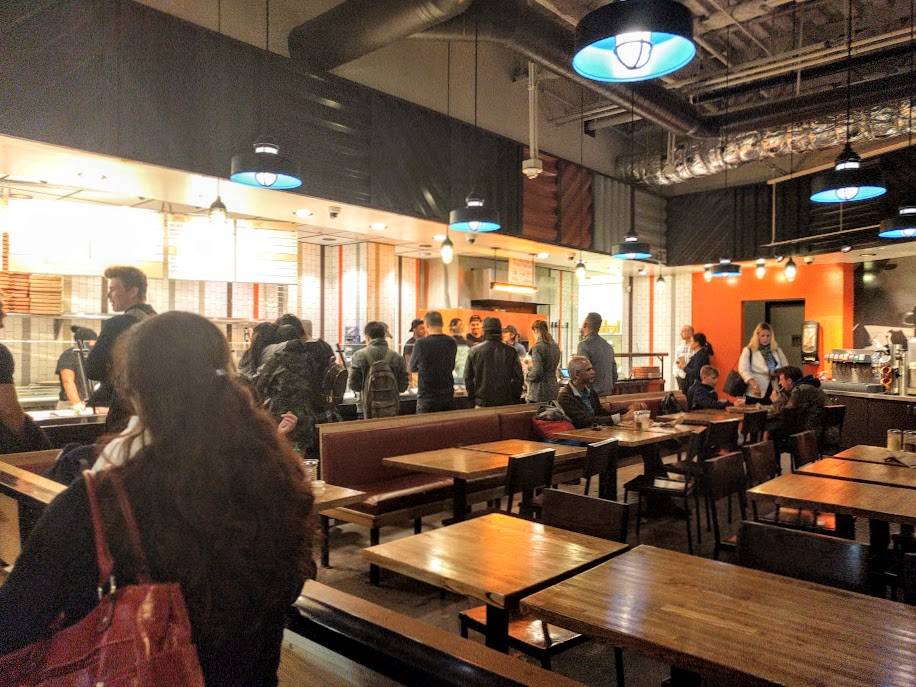 Blaze Pizza | meal takeaway | 3251 20th Ave, San Francisco, CA 94132, USA | 4155730548 OR +1 415-573-0548