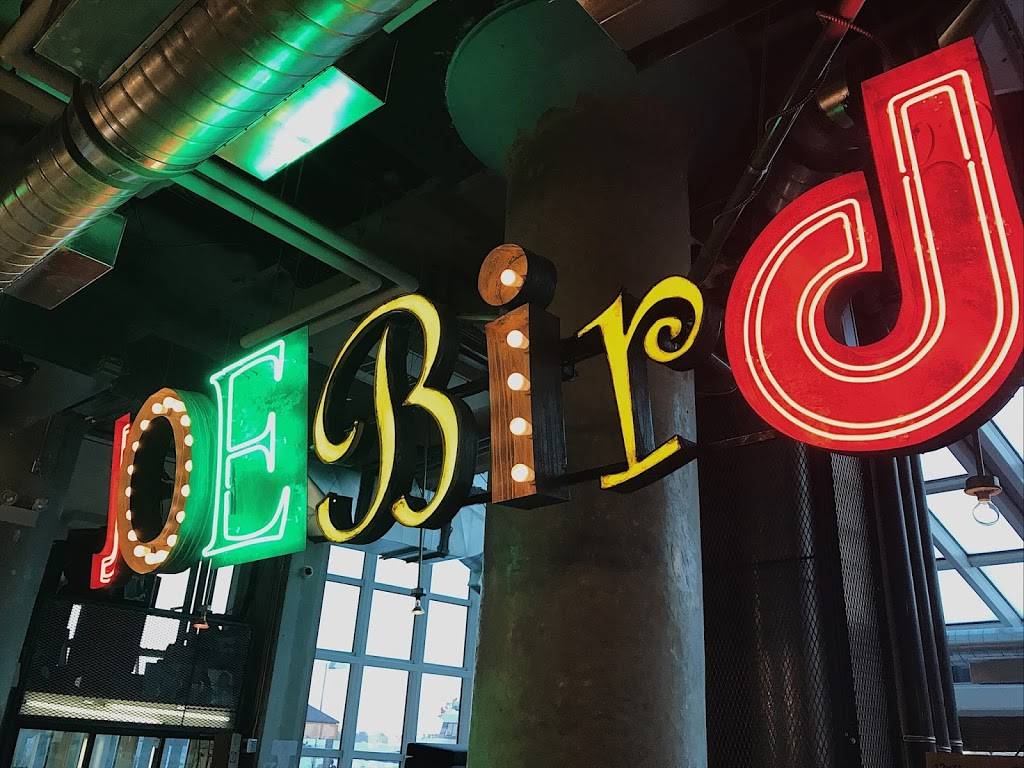 Joe Bird | restaurant | 207 Queens Quay W #150, Toronto, ON M5J 1A7, Canada | 6479772767 OR +1 647-977-2767