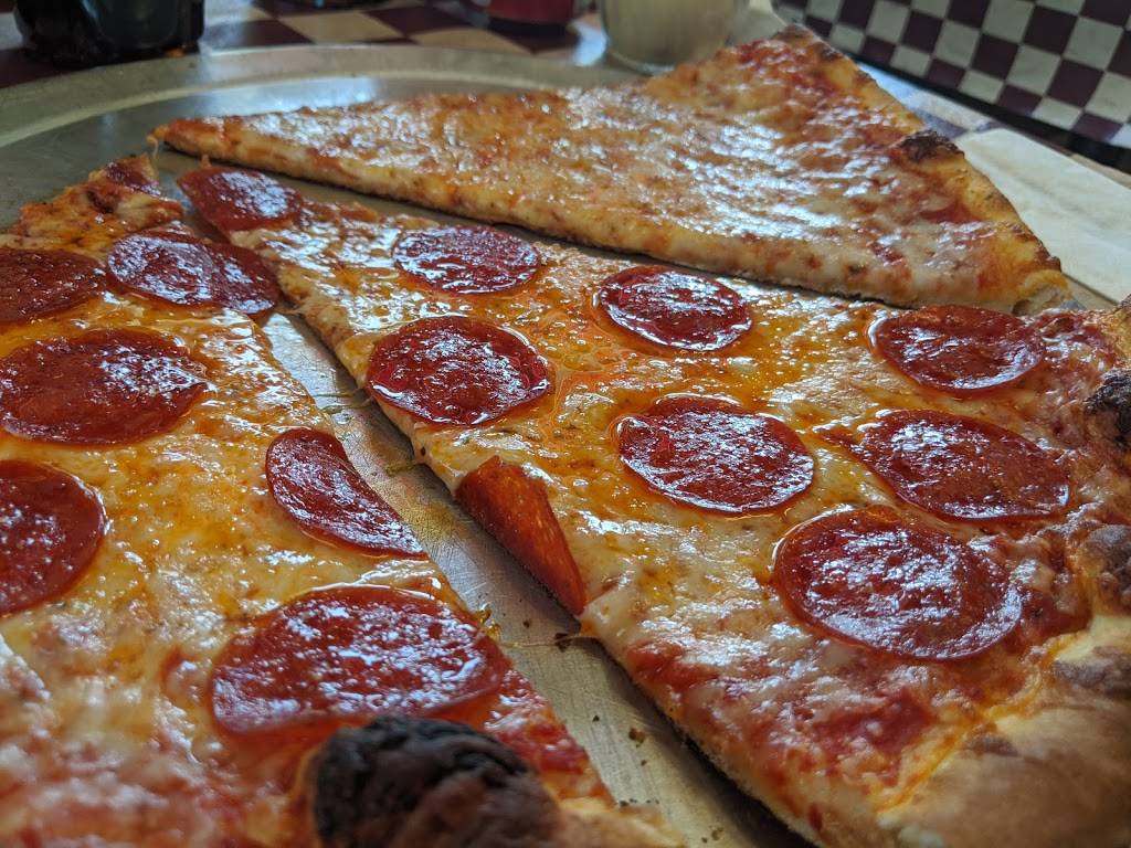 Bambinos East Coast Pizzeria | restaurant | 2555 S Durango Dr, Las Vegas, NV 89117, USA | 7022422266 OR +1 702-242-2266