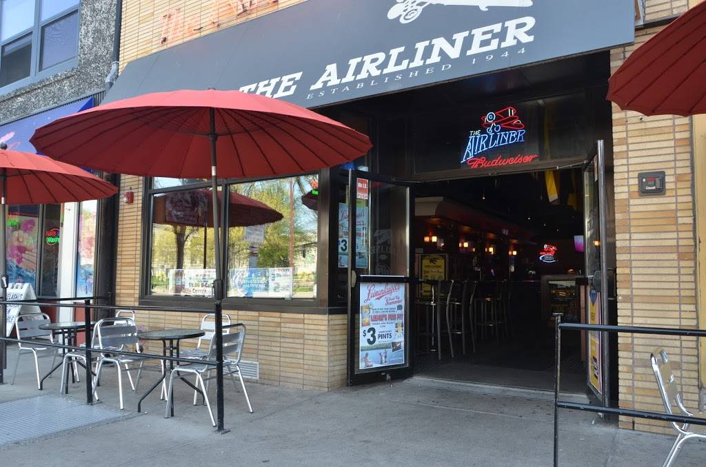 The Airliner | restaurant | 22 S Clinton St, Iowa City, IA 52240, USA | 3193519259 OR +1 319-351-9259
