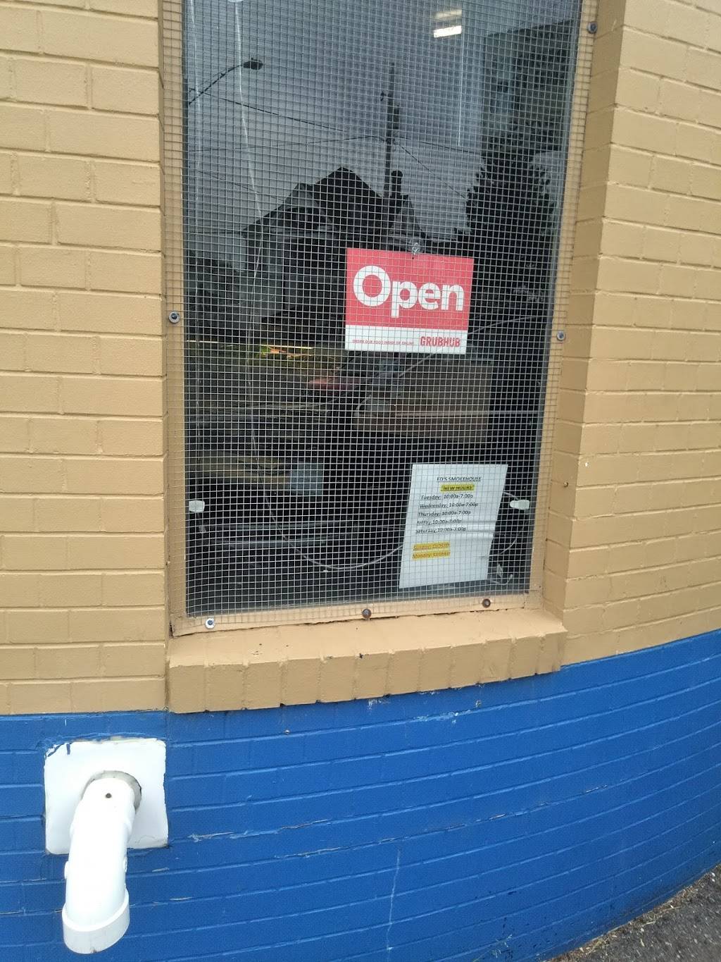 Eds Smokehouse Soul Food | restaurant | 1009 McKinley Ave NW, Canton, OH 44703, USA | 2342152222 OR +1 234-215-2222