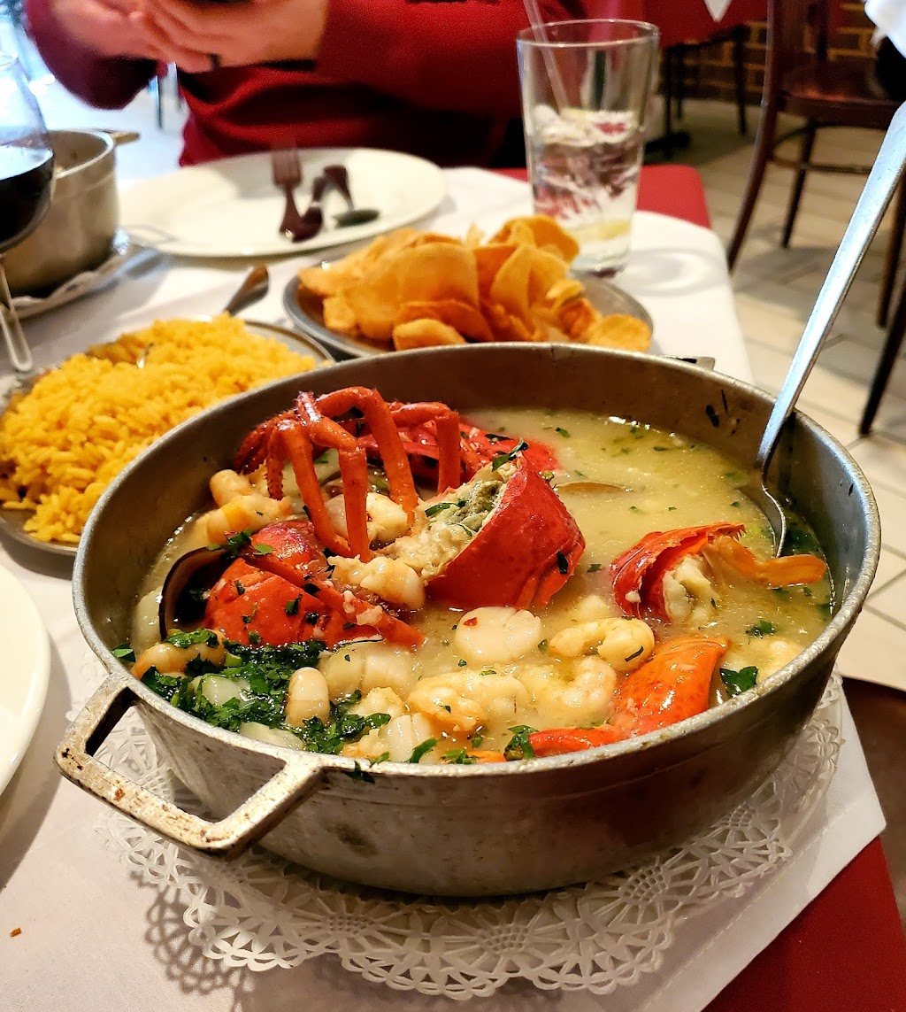 Casa Vasca | restaurant | 141 Elm St, Newark, NJ 07105, USA | 9734651350 OR +1 973-465-1350