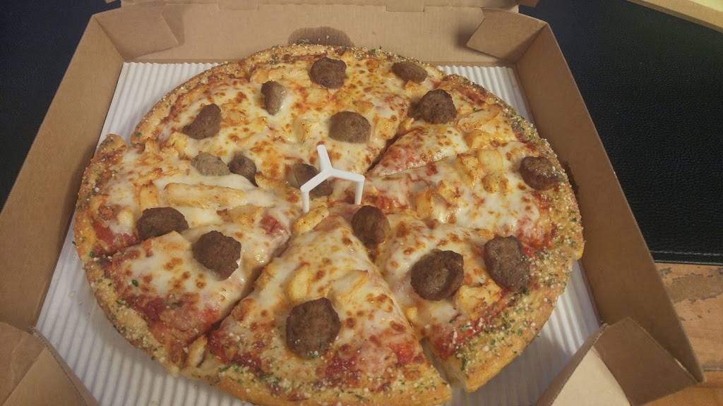 Pizza Hut | restaurant | 901 E Yorba Linda Blvd, Placentia, CA 92870, USA | 7149964222 OR +1 714-996-4222