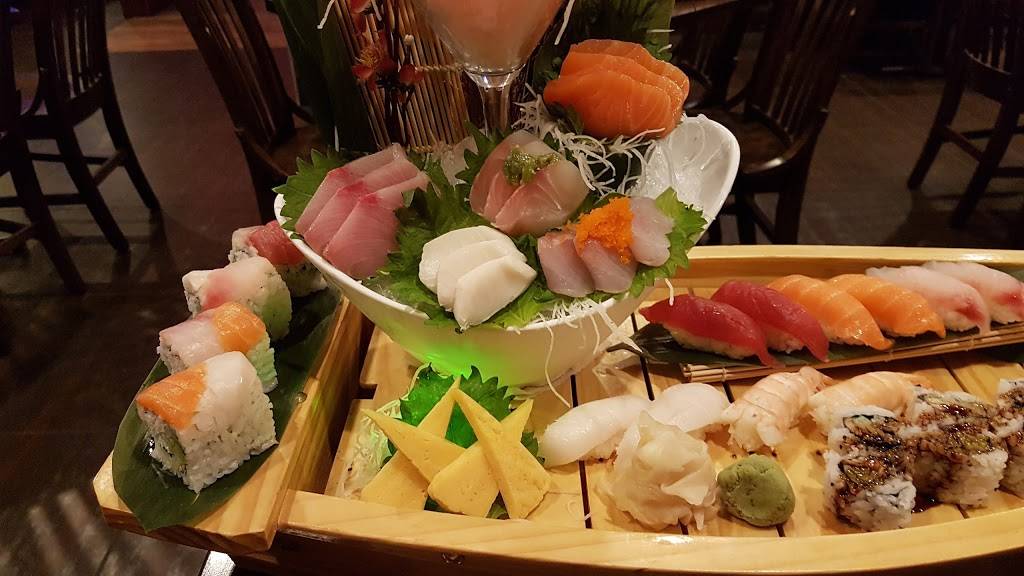 Sakura Japanese Steakhouse | restaurant | 3540 Rivertown Point Ct SW, Grandville, MI 49418, USA | 6166475581 OR +1 616-647-5581