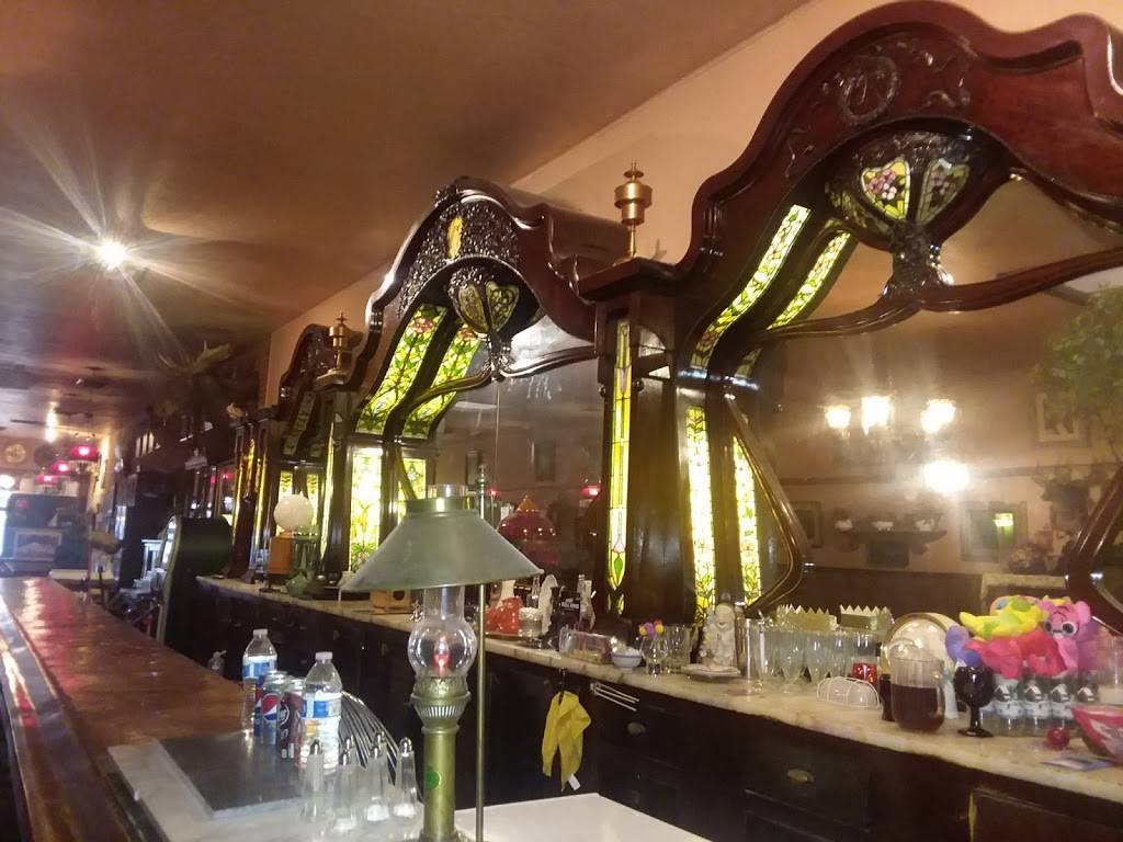 Poor Richards Pizza | restaurant | 205 N Main St, Porterville, CA 93257, USA | 5597844410 OR +1 559-784-4410