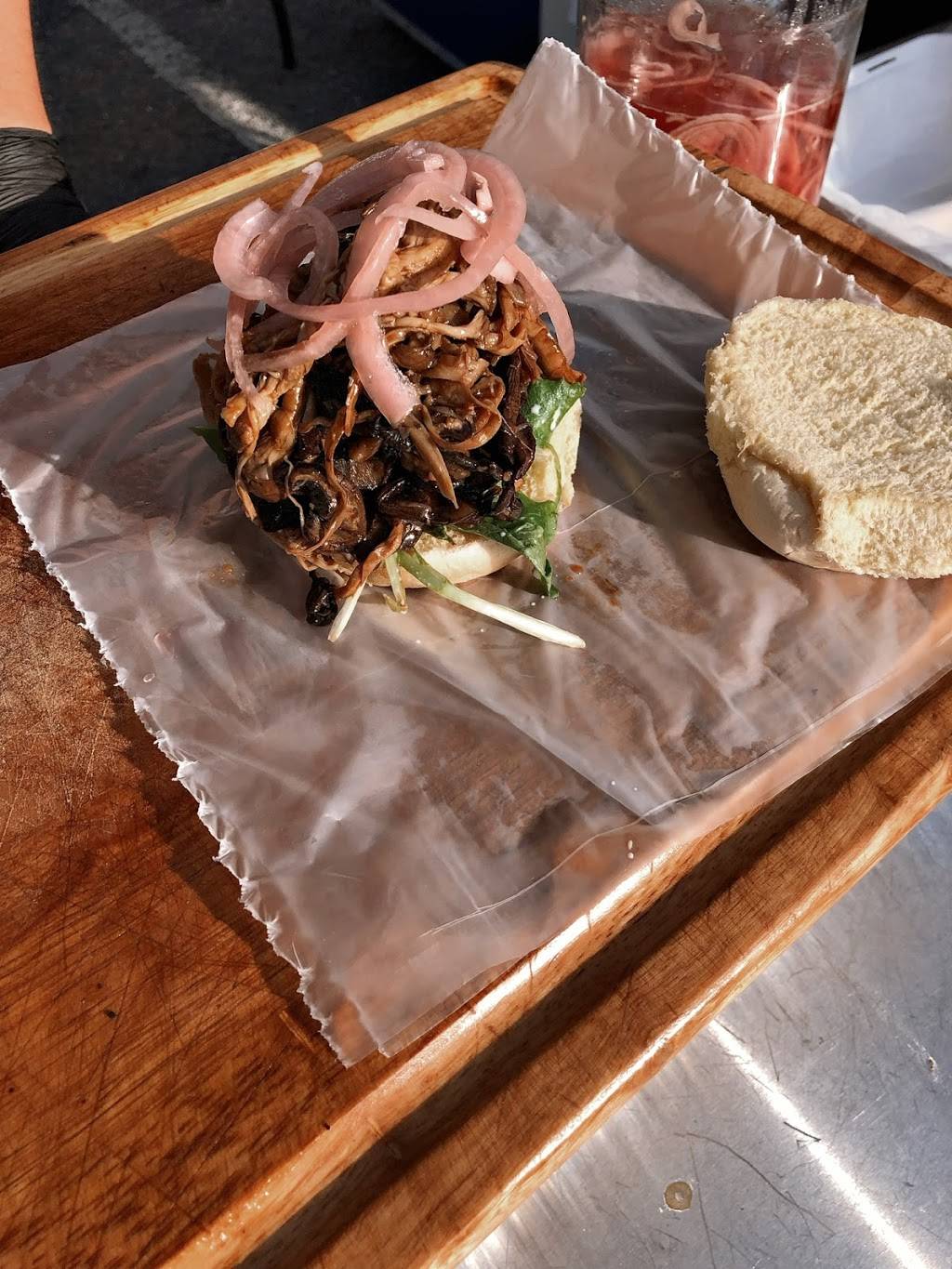 250 Texas BBQ at Farmers Market | restaurant | 4650 Queensbury Rd, Riverdale, MD 20737, USA | 2405215790 OR +1 240-521-5790